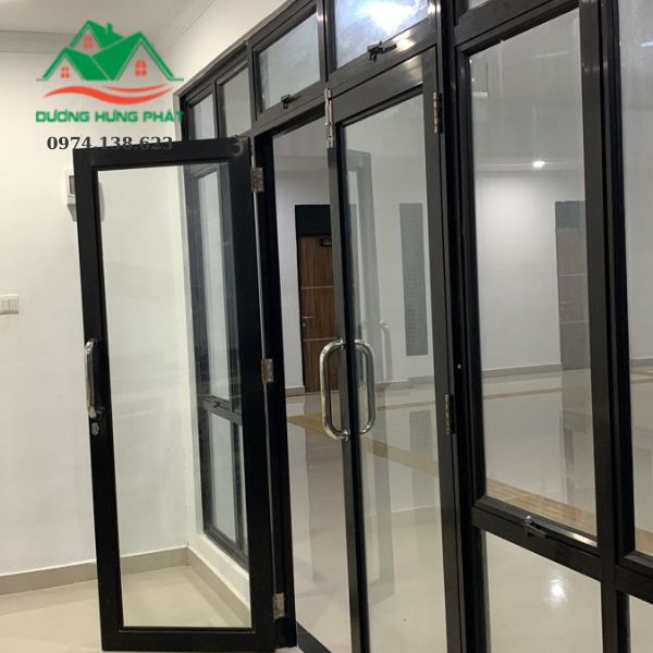 làm cửa nhôm Xingfa uy tín giá rẻ quận 7
